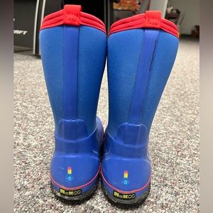 Neoprene youth snow boots
